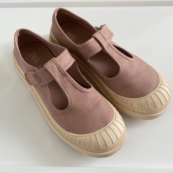 ZARA POINTED TOE SHOES - Picture 4 of 7